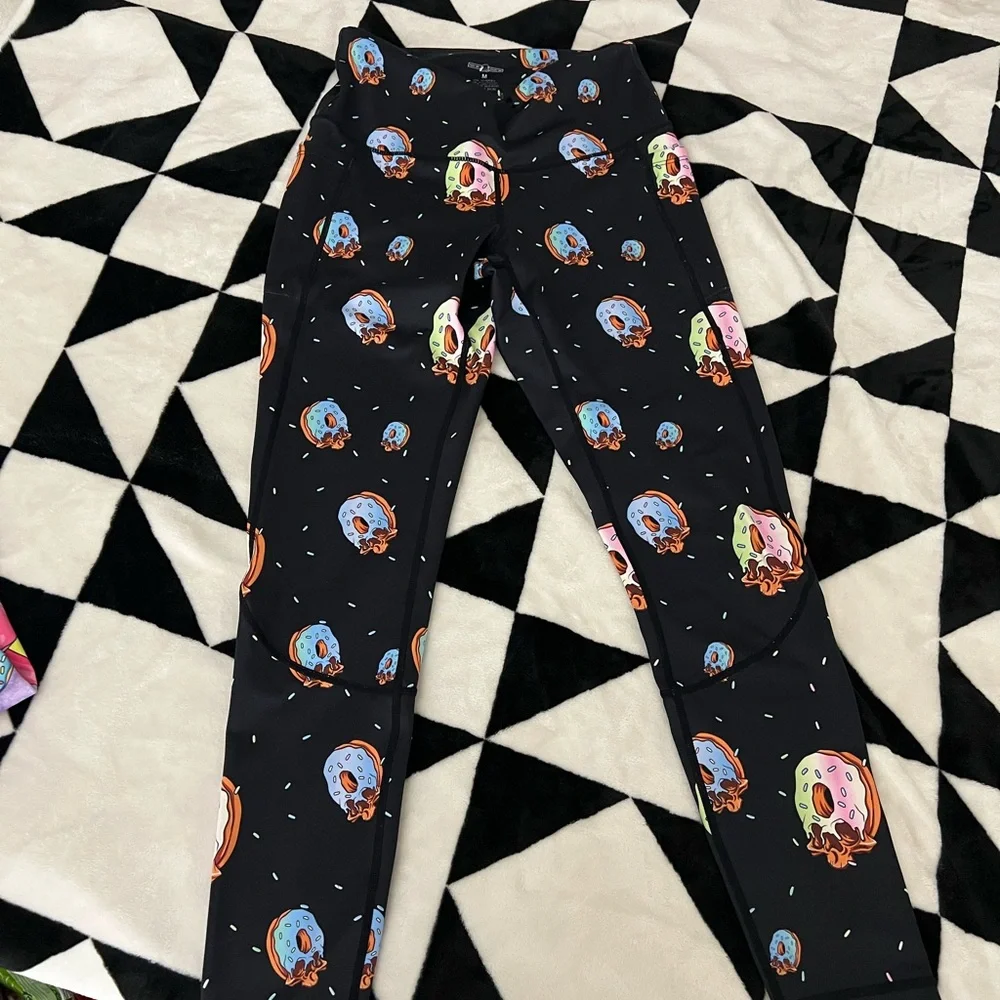 Feed me fight me leggings - DISCONTINUED BRAND - Picture 4 of 4